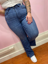 Judy Blue Skylar- Slim Bootcut Jeans Plus size