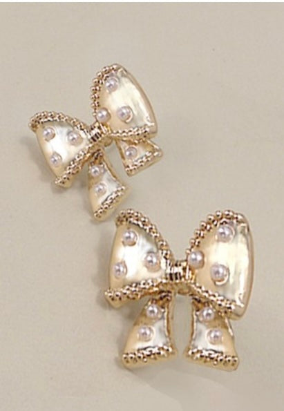 Bow Pearl Stud Earrings