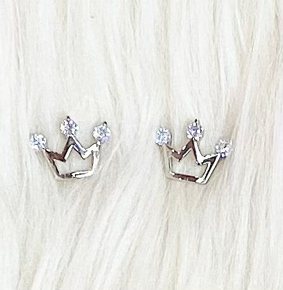 Queen Earring
